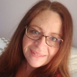 Meet your Posher, Carrie